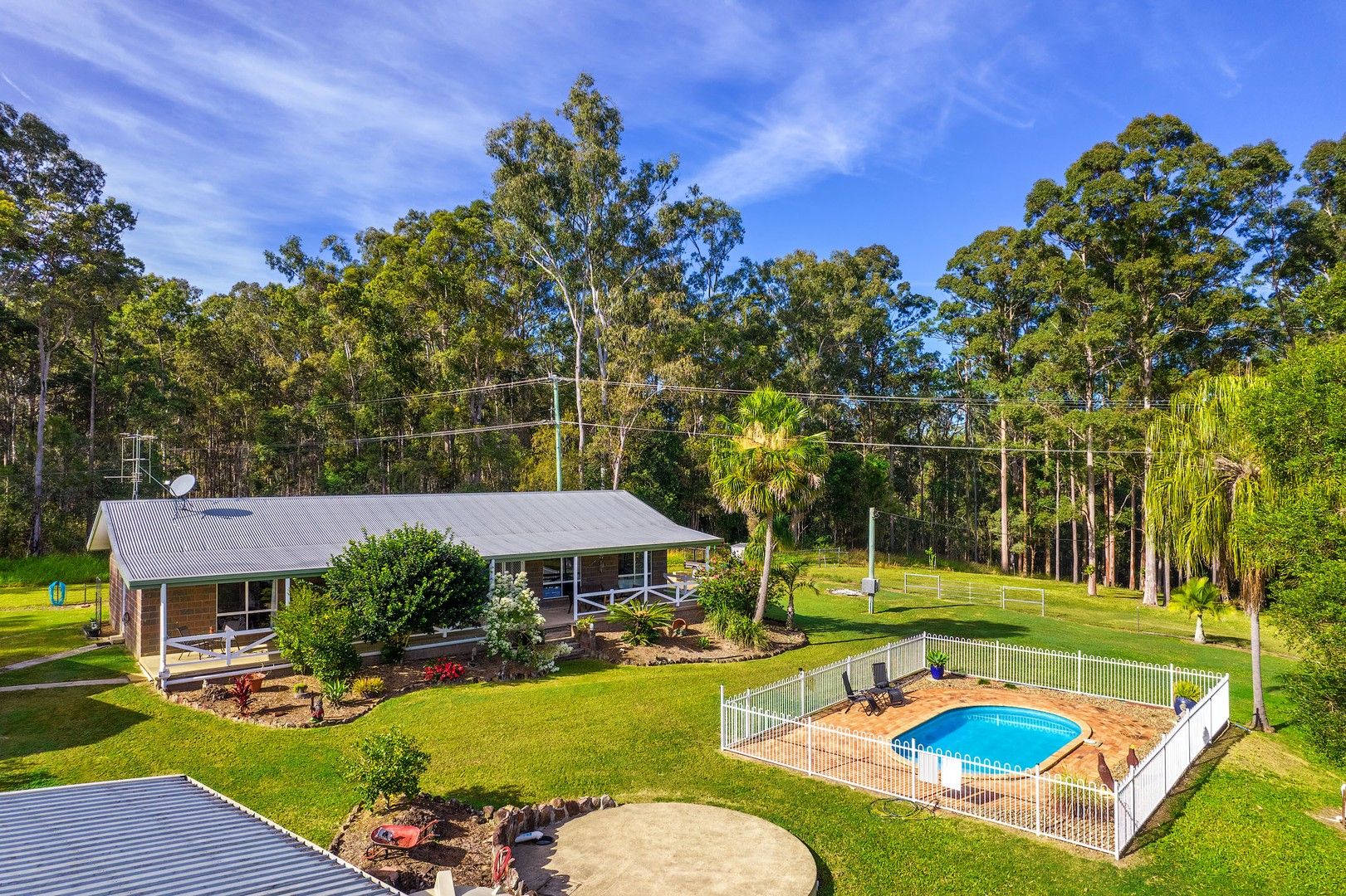 6 bedrooms House in 898 Kin Kin Road WOLVI QLD, 4570
