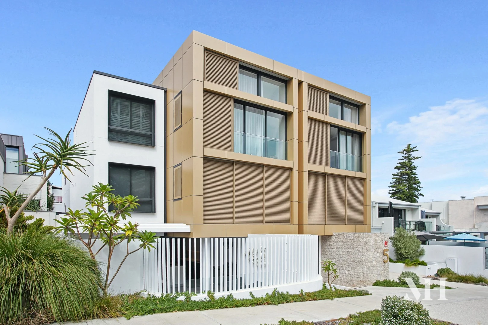 Primary image of 1/5 Warton Street, Cottesloe WA 6011