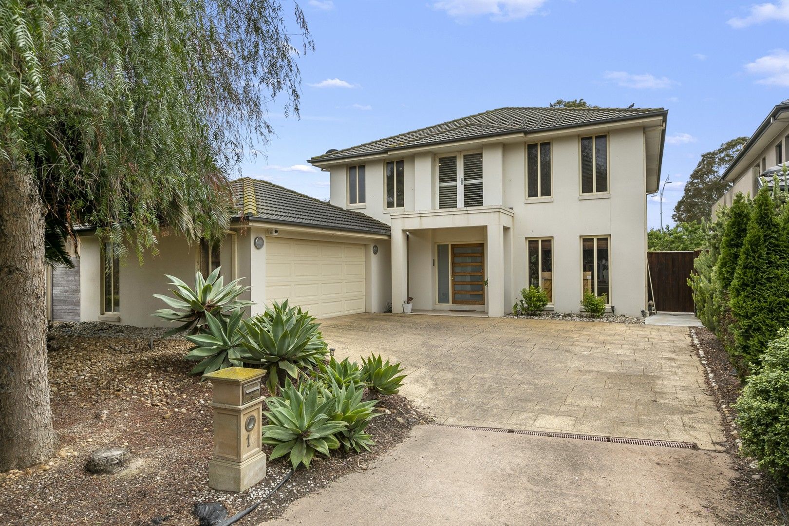 14 Sandy Point Road, Sanctuary Lakes VIC 3030 House For Rent Domain