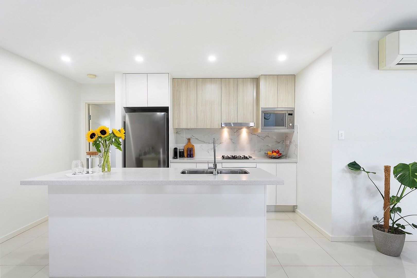 2 bedrooms Apartment / Unit / Flat in 12/2-6 Buckingham Road KILLARA NSW, 2071