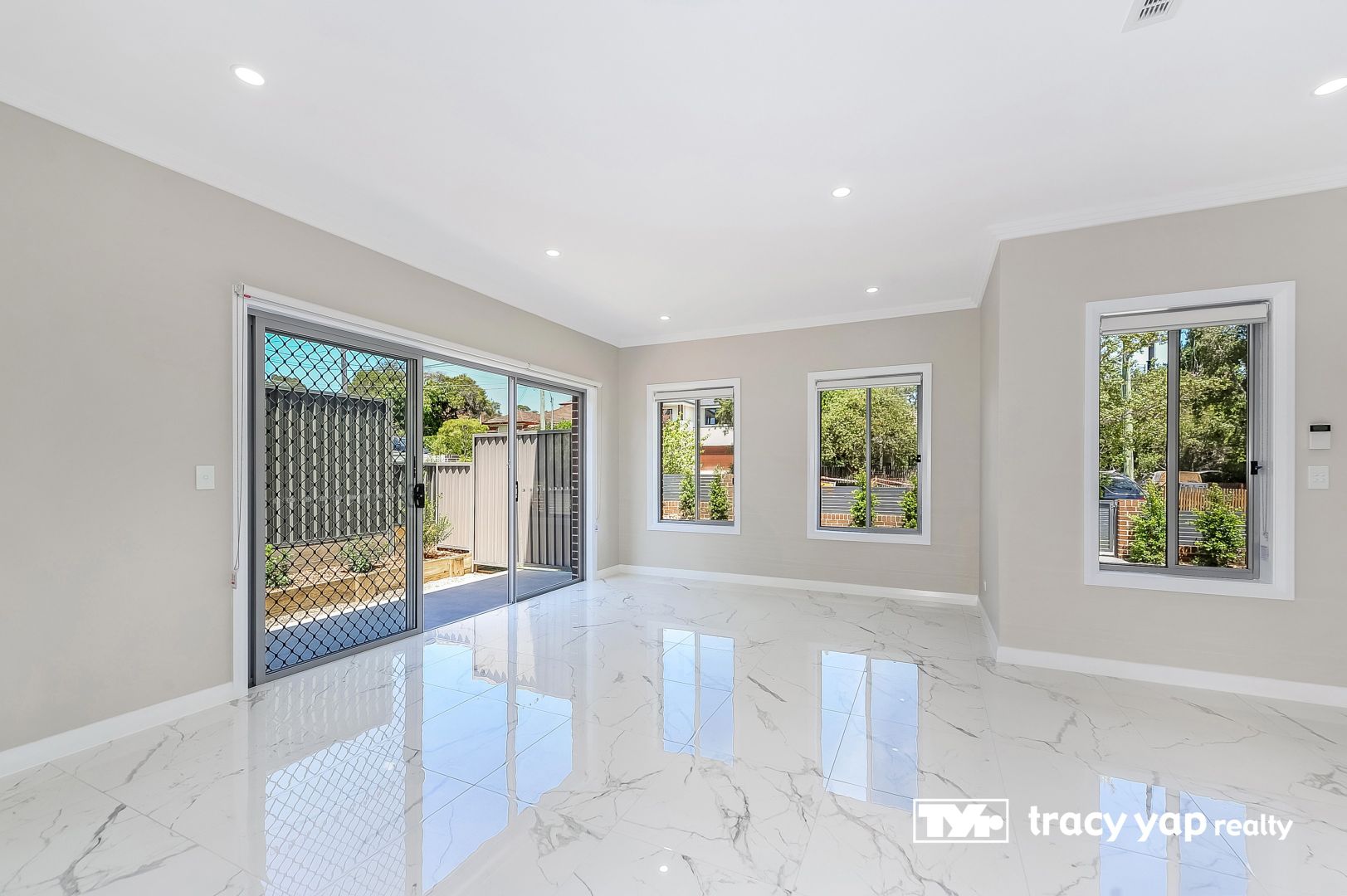 1/21 Deakin Street, West Ryde NSW 2114, Image 2