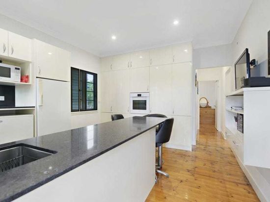 3 bedrooms House in 44 Mar St HOLLAND PARK QLD, 4121