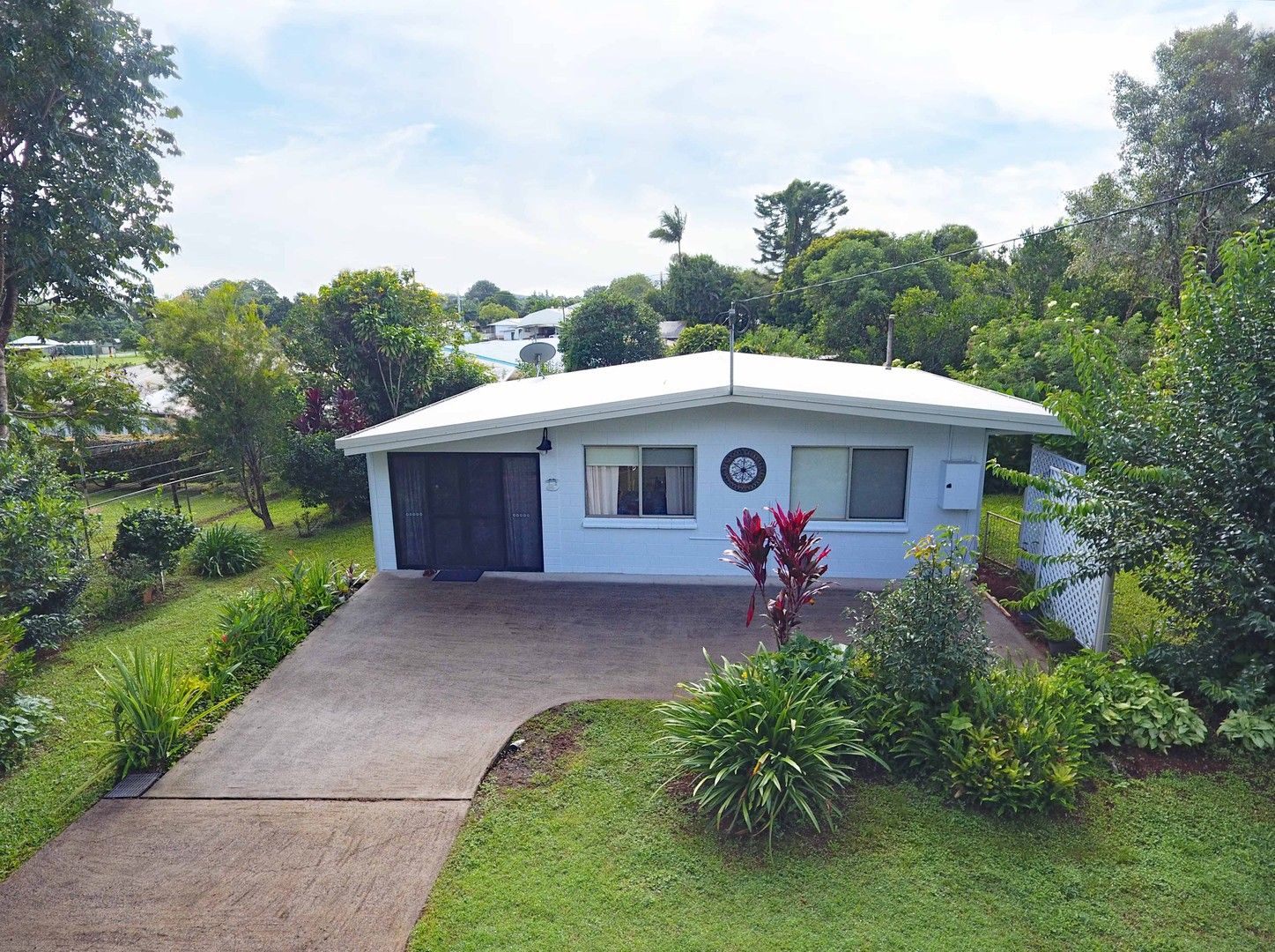 4 Pau St, Malanda QLD 4885, Image 0