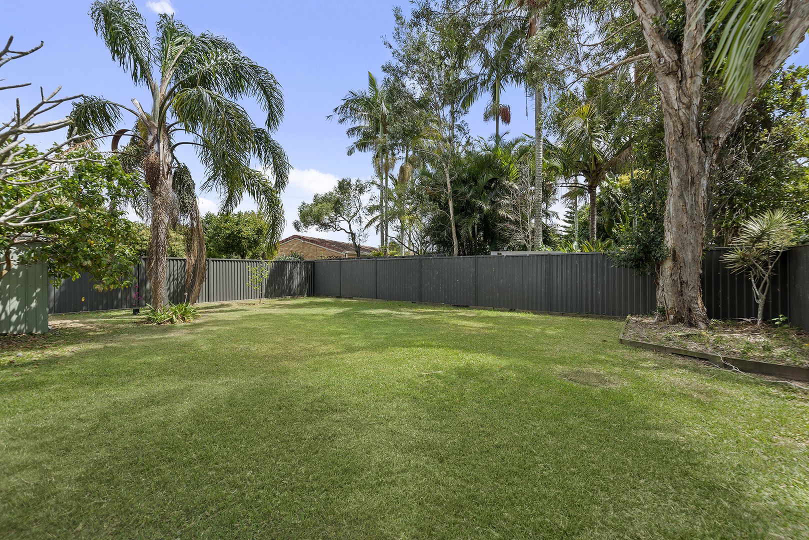 61 Palm Beach Avenue, Palm Beach QLD 4221, Image 2