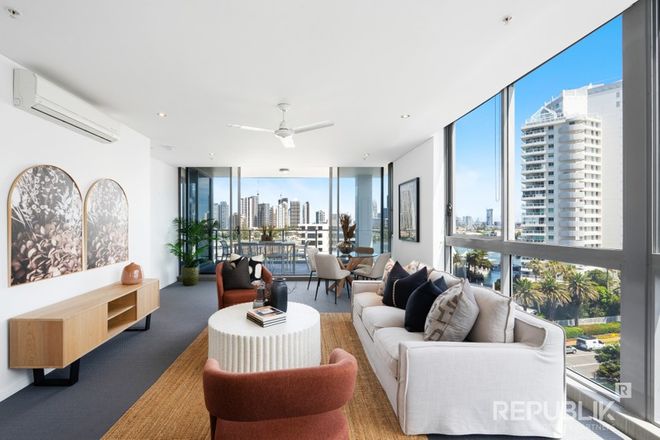 1101/4 Como Crescent Southport 4215 - Image 5