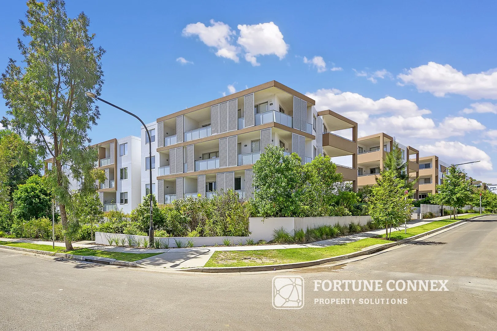 2 Bedroom plus Study in Prime Location, Rouse Hill