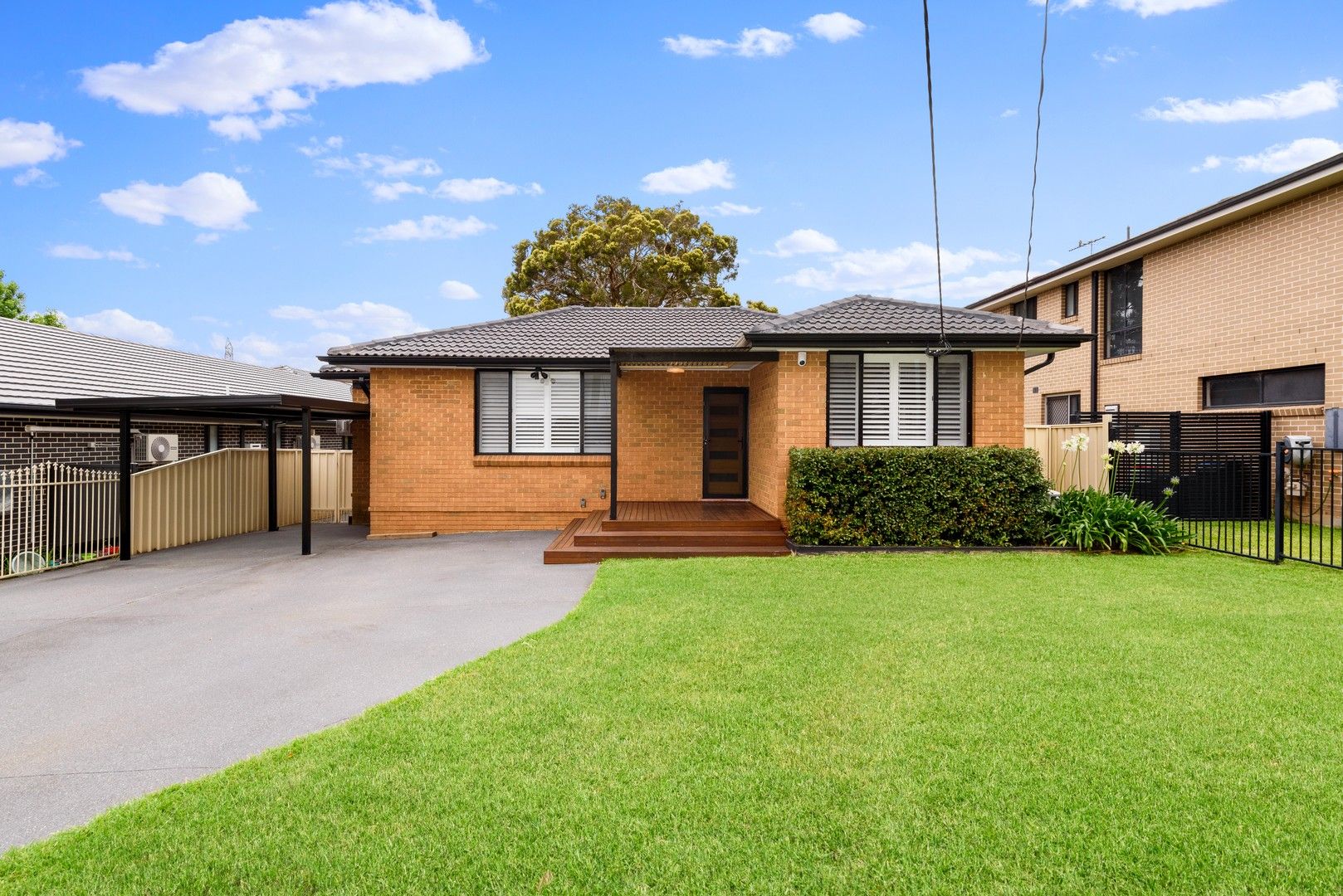 3 bedrooms House in 18 Craig Avenue OXLEY PARK NSW, 2760