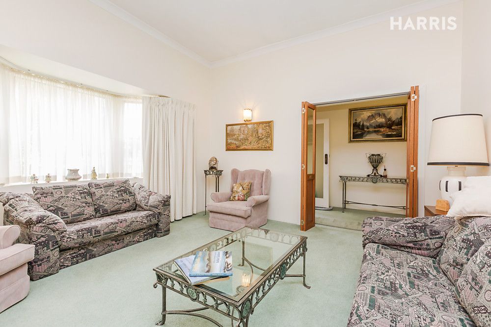 29 Angas Ave, Vale Park SA 5081, Image 2