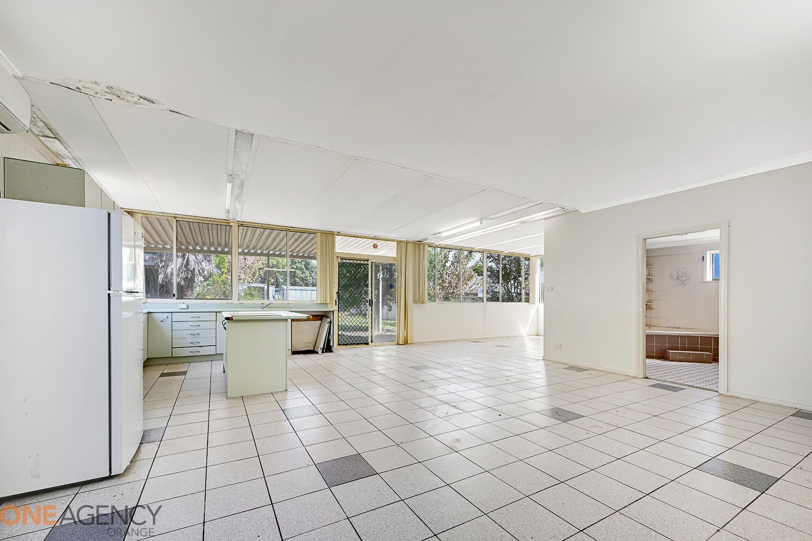 250 Byng Street, Orange NSW 2800, Image 2