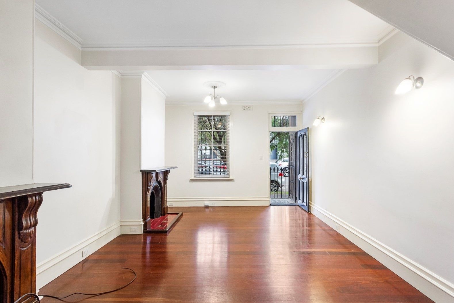 2 bedrooms Terrace in 95 Mansfield Street ROZELLE NSW, 2039