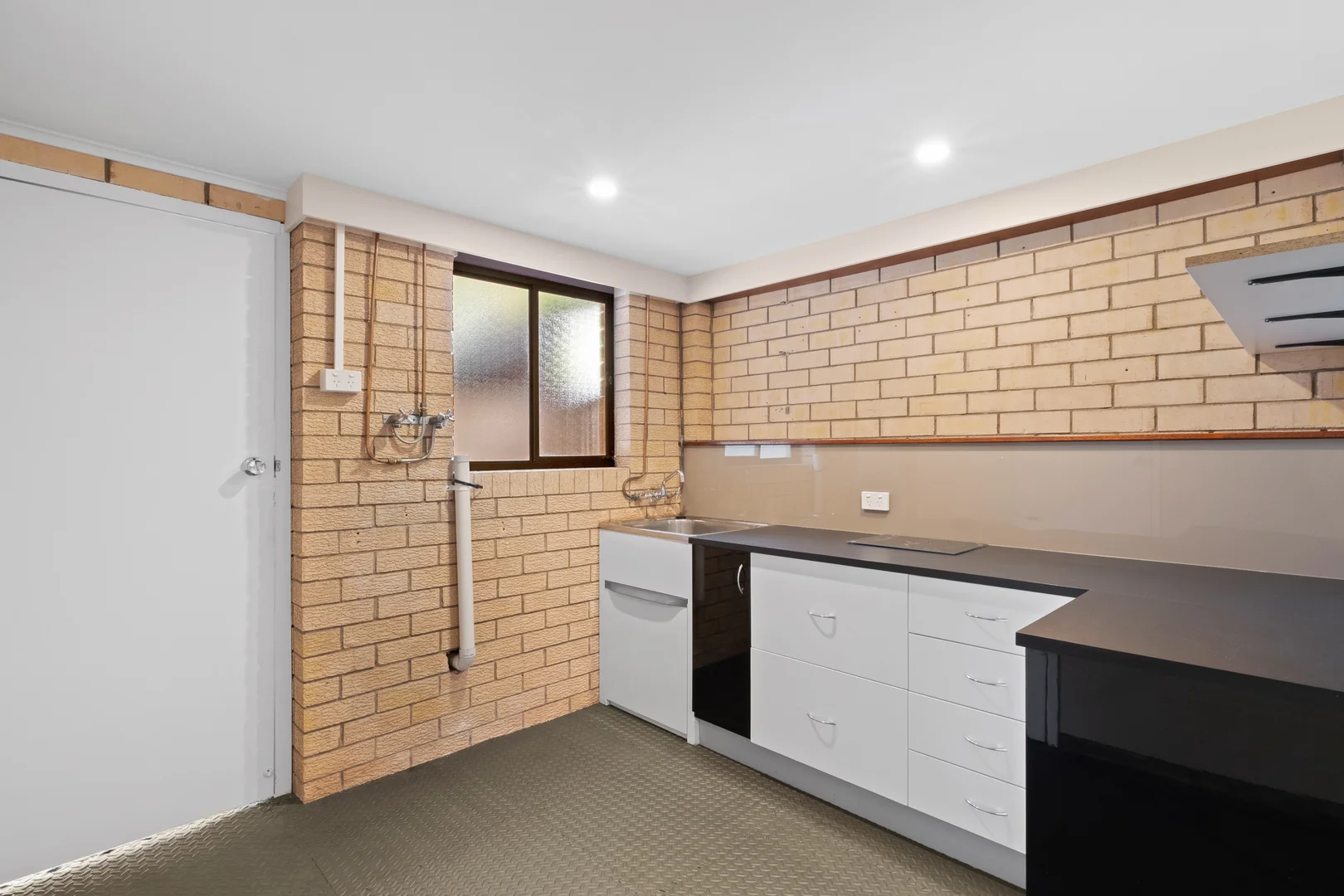 Additional image 12 of Shorncliffe QLD 4017