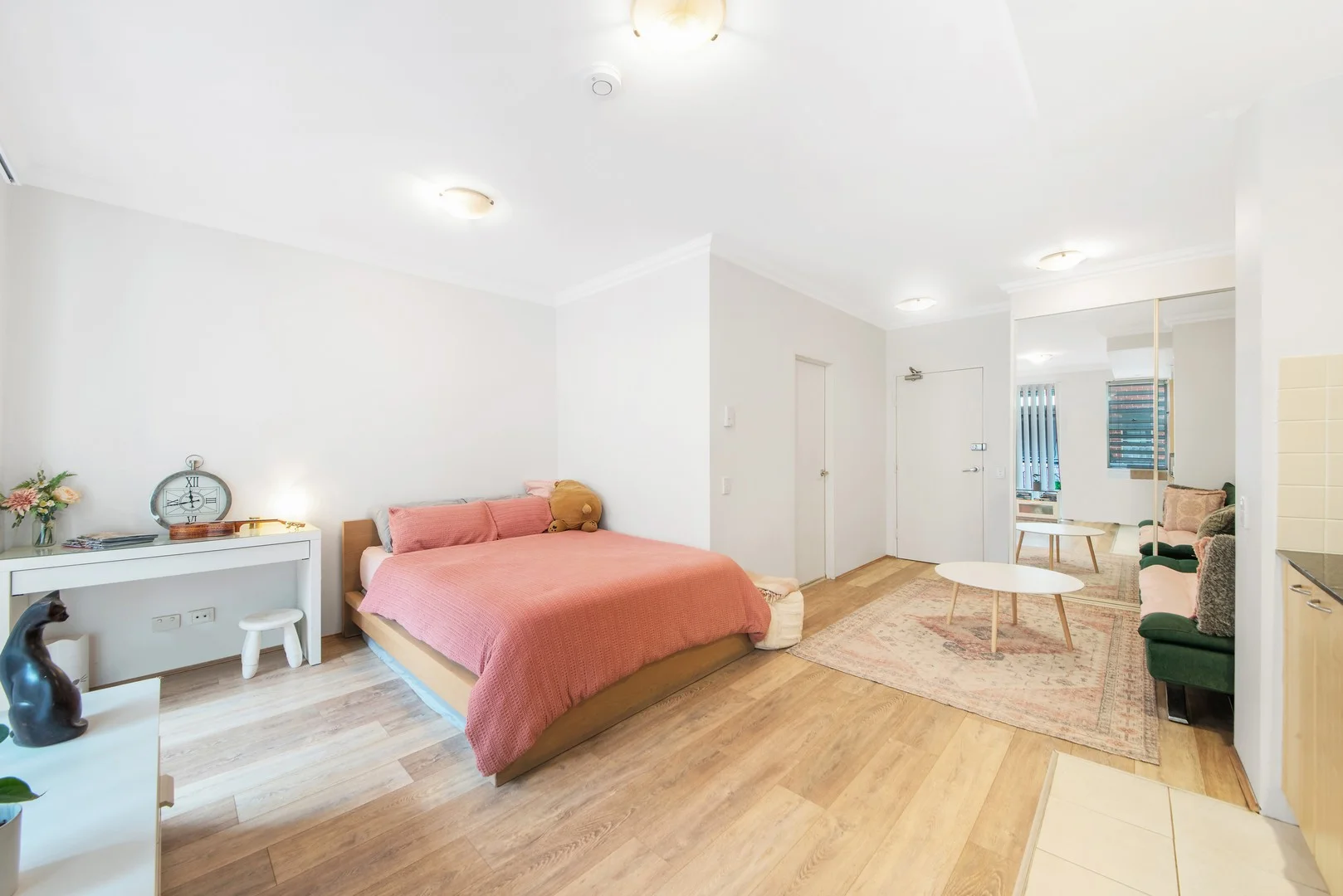 42/13 Ernest Street, Crows Nest NSW 2065