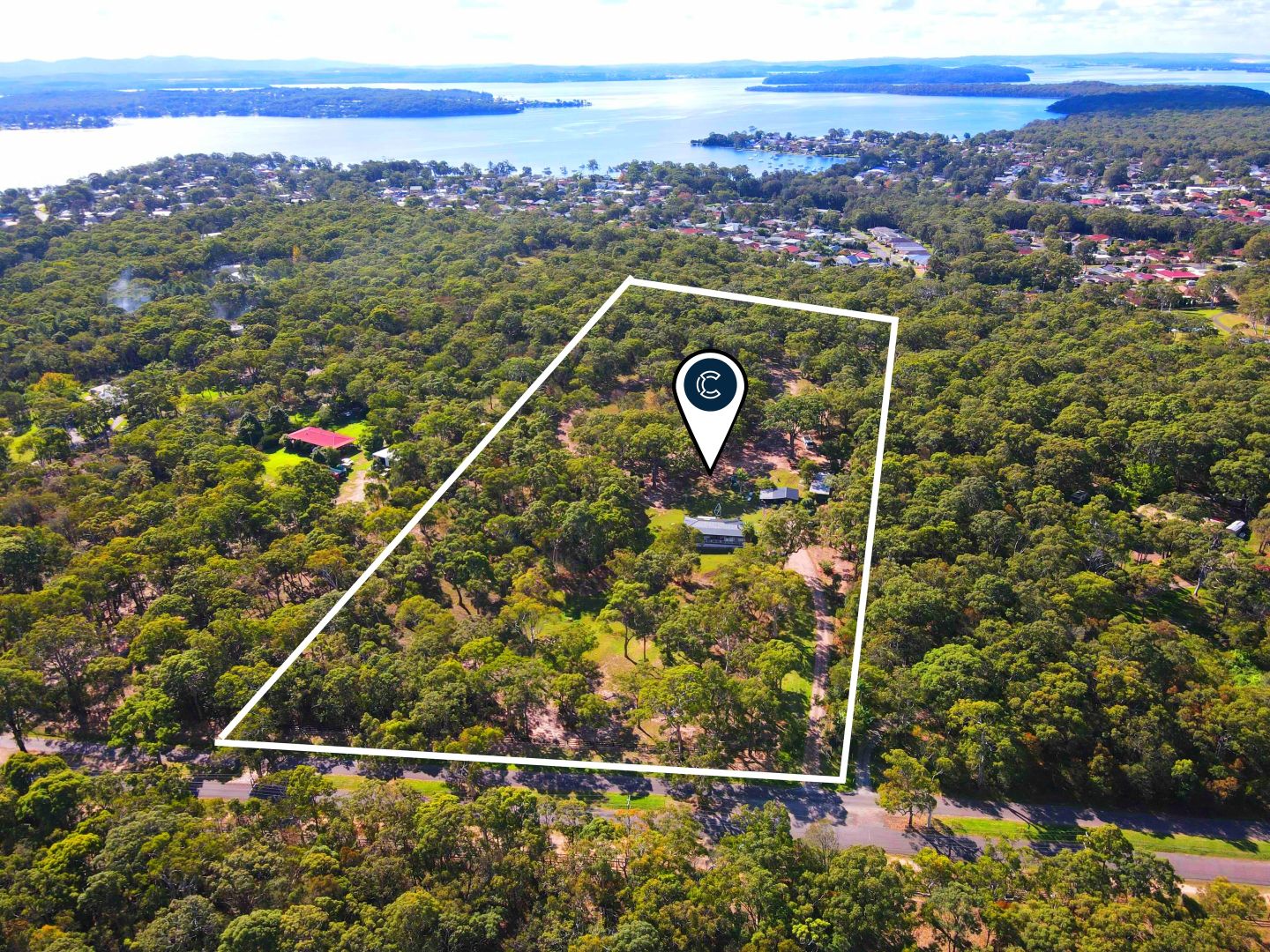 210 Cams Boulevard, Summerland Point Property History & Address