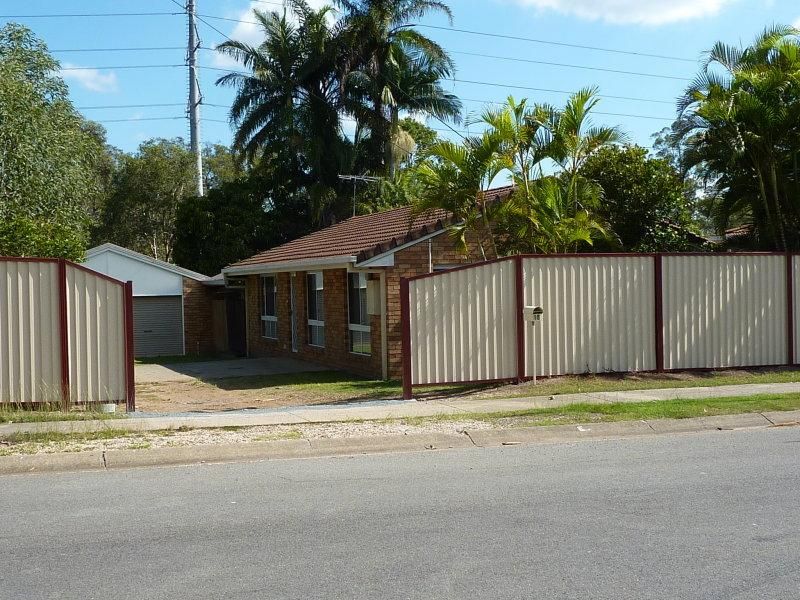 3 bedrooms House in 18 Barossa Street KINGSTON QLD, 4114