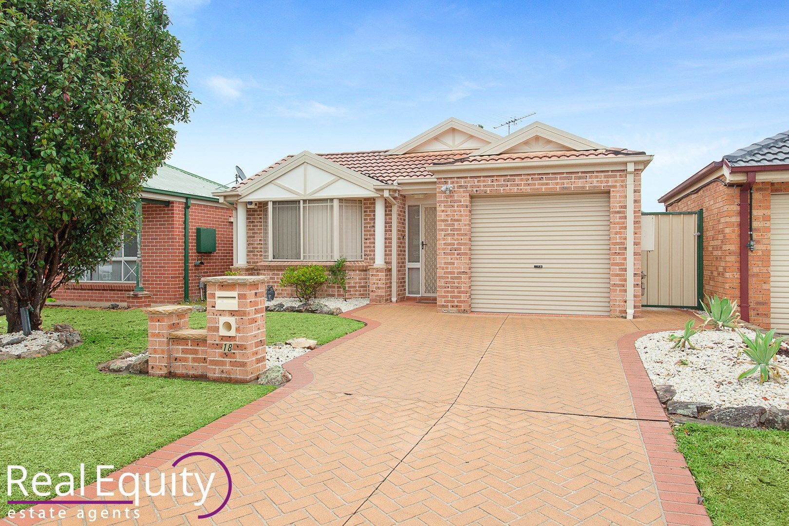 18 Chauvel Avenue, Wattle Grove NSW 2173, Image 0