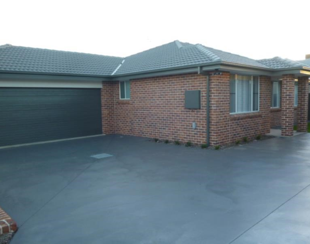 7 Warrumbungle Close, North Tamworth NSW 2340