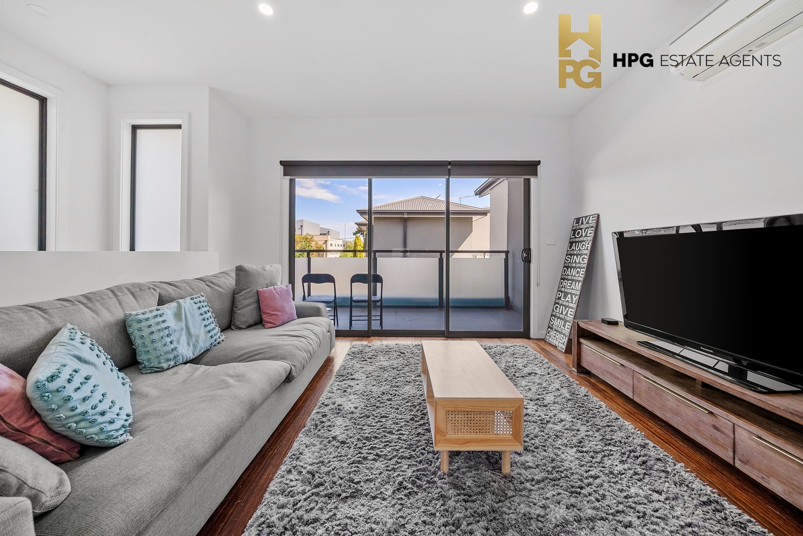 4/29 Collier Court, Strathmore Heights VIC 3041, Image 2