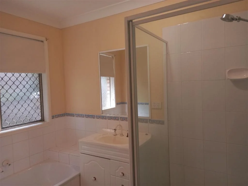 Additional image 12 of 12 Huntington Court, New Auckland QLD 4680