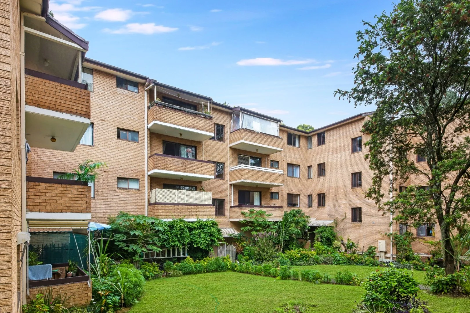 17/24 Sir Joseph Banks Street, Bankstown NSW 2200