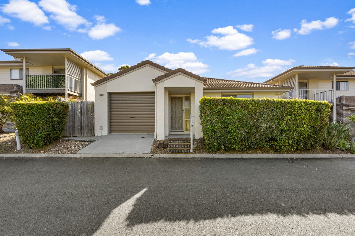 7/30 Carmarthen Circuit, Pacific Pines QLD 4211, Image 0