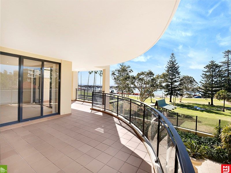 3 bedrooms Apartment / Unit / Flat in 4/15 Wilson Street WOLLONGONG NSW, 2500
