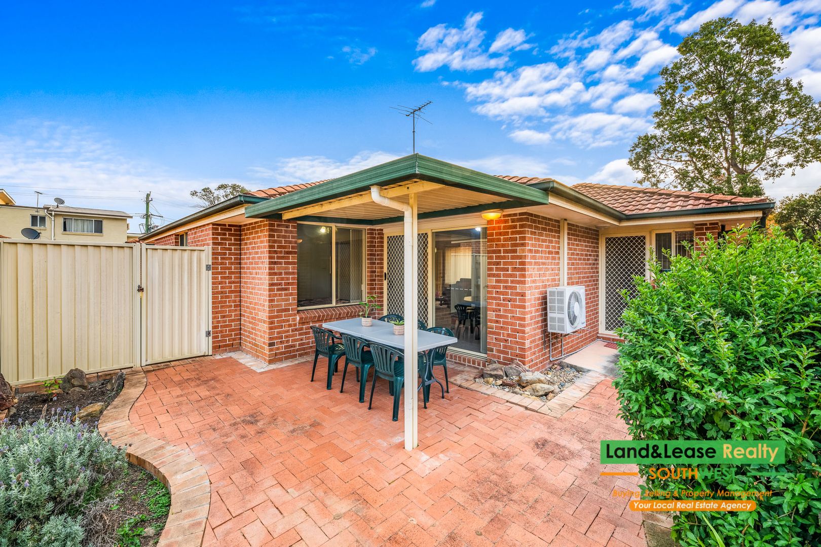 2/19-21 Carlisle Street, Ingleburn NSW 2565, Image 1