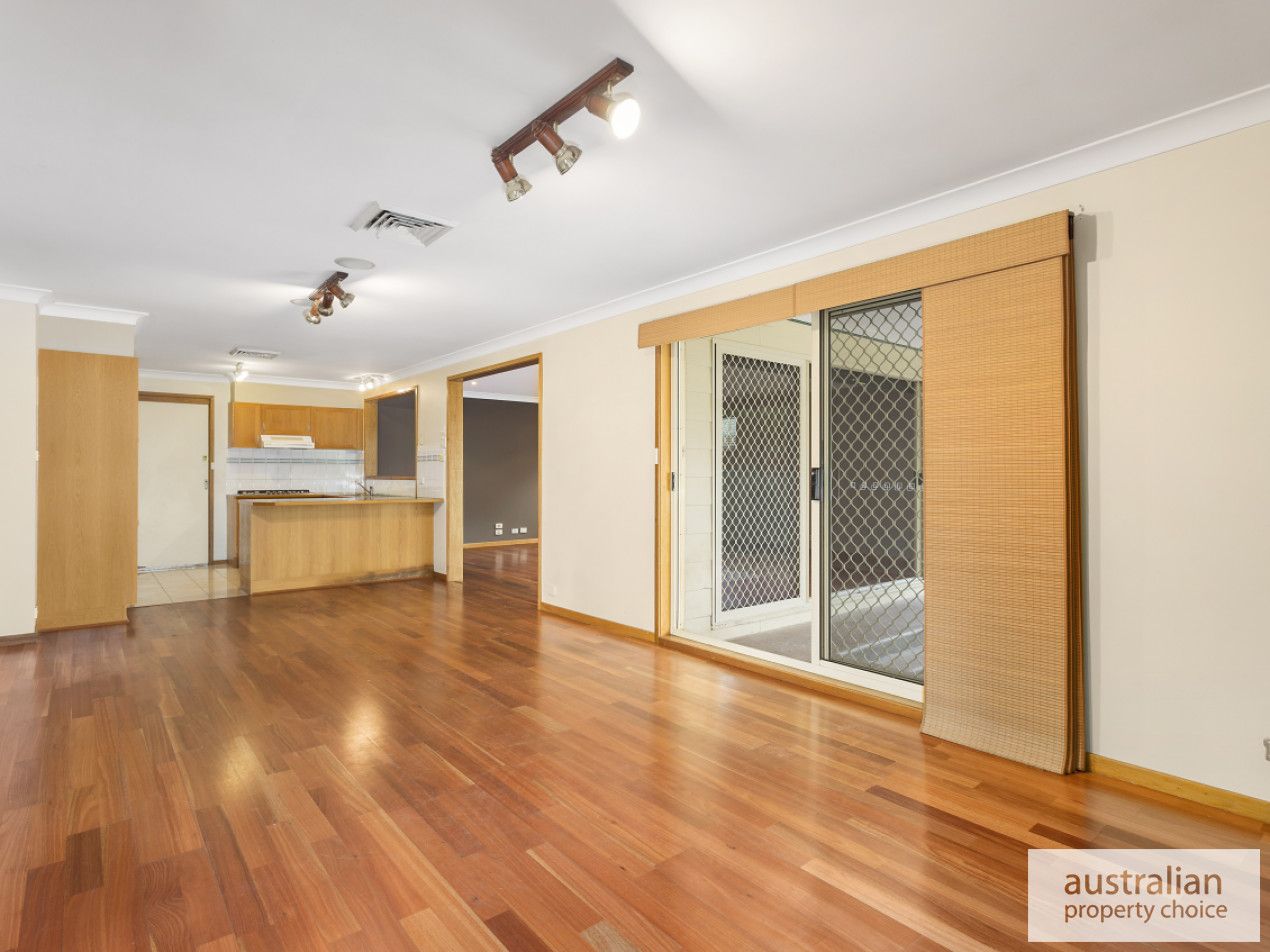 10 Tivoli Court, Wattle Grove NSW 2173, Image 2