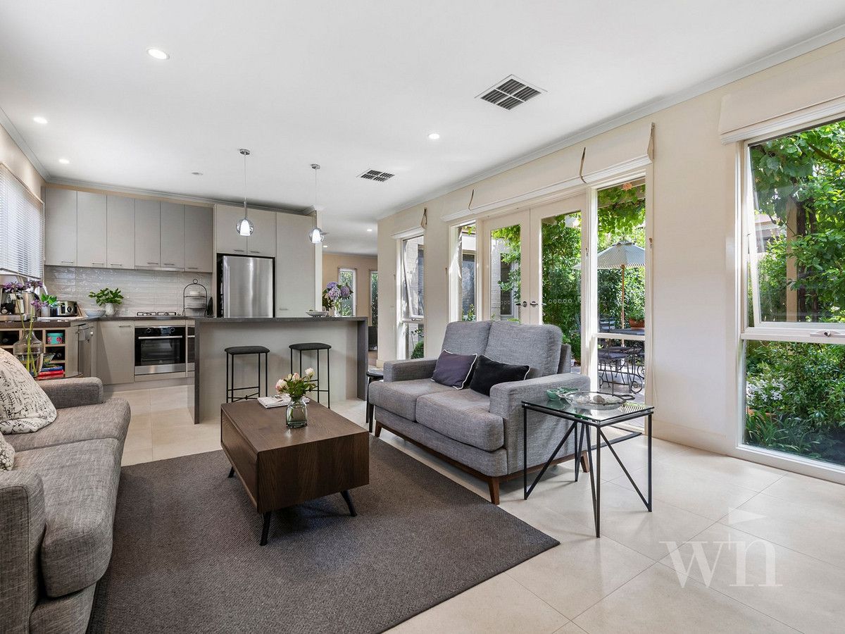 16 Parkhurst Street, Mornington Property History & Address Research