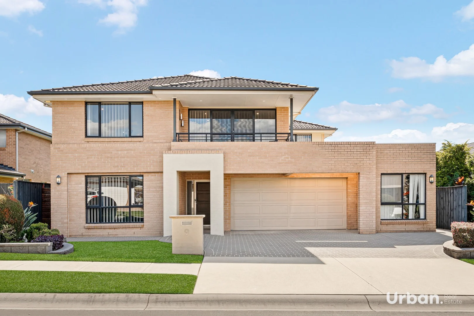 Primary image of 9 Shearer Place, Colebee NSW 2761