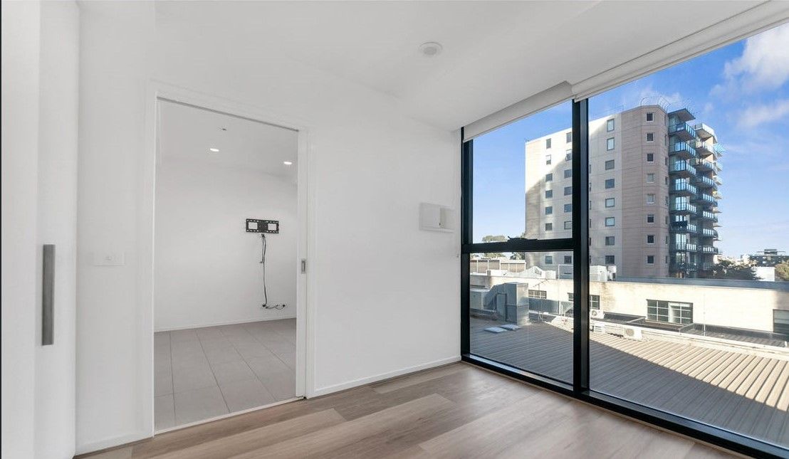 401/52 Park Street, South Melbourne VIC 3205, Image 2