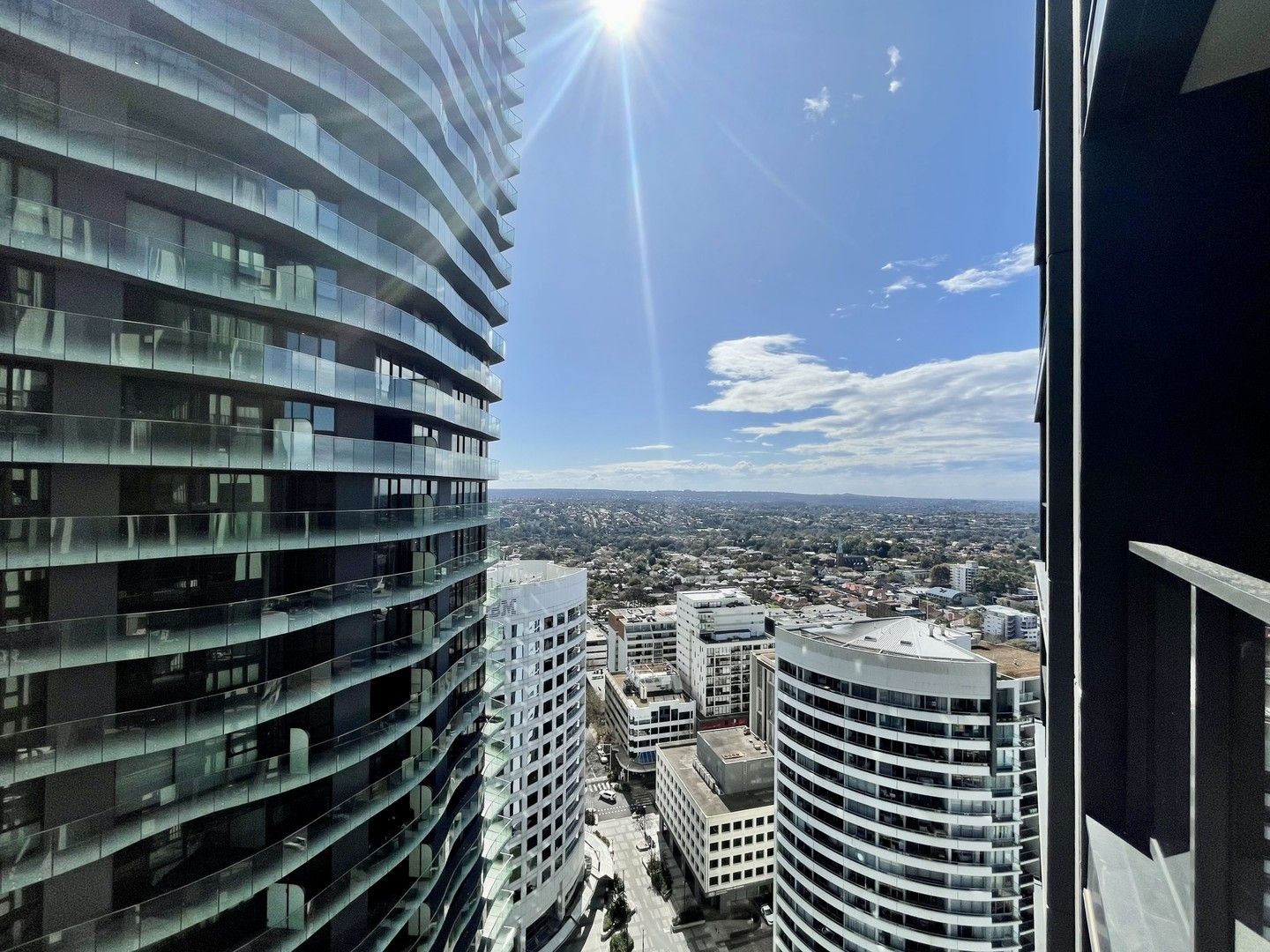 2 bedrooms Apartment / Unit / Flat in 2708/486 Pacific Highway ST LEONARDS NSW, 2065