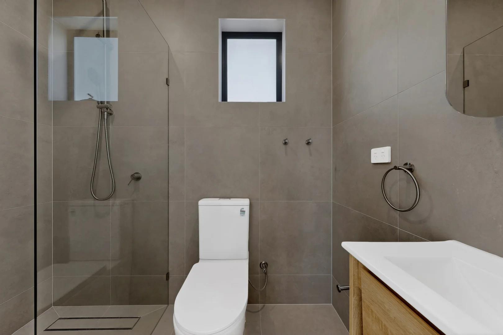 Additional image 9 of 2/49 Queens Parade, Fawkner VIC 3060