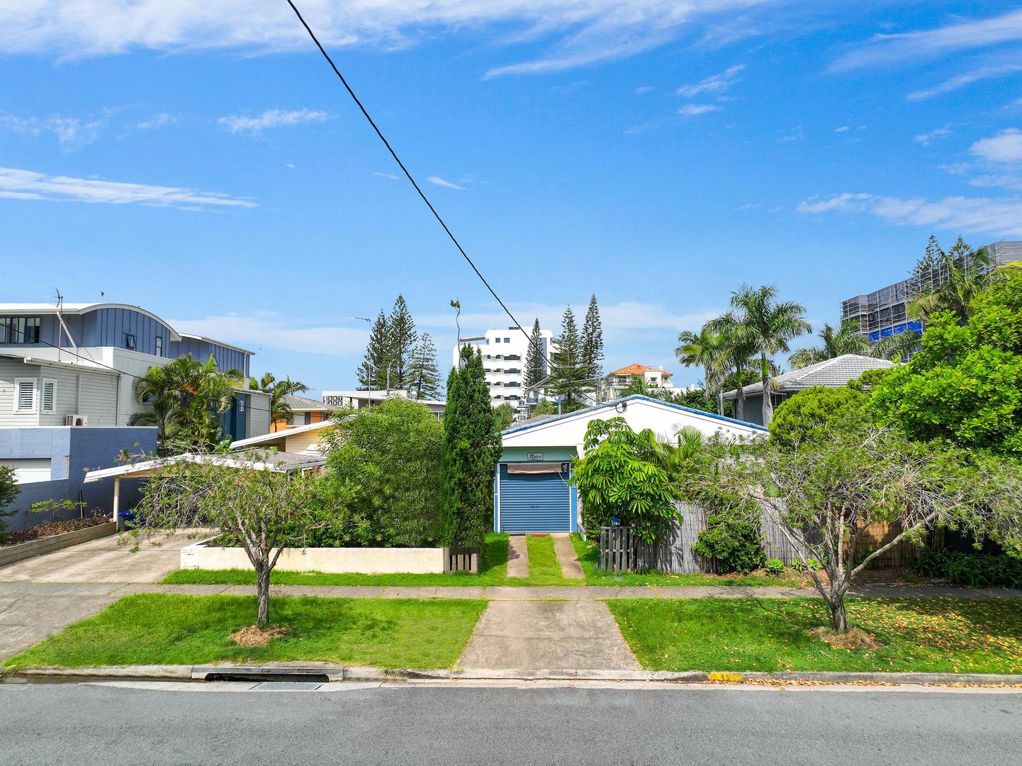 17 & 19 Seagull Avenue, Mermaid Beach QLD 4218, Image 2