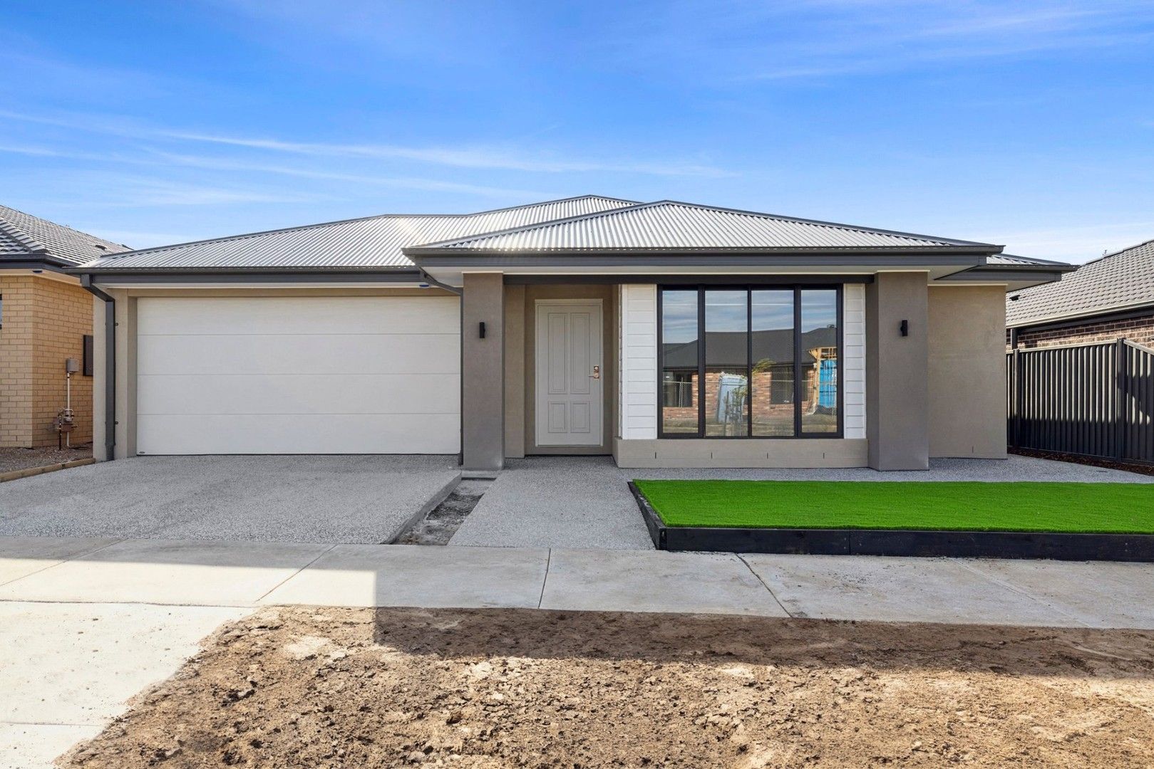 4 bedrooms House in 28 Lakeland Drive LUCAS VIC, 3350