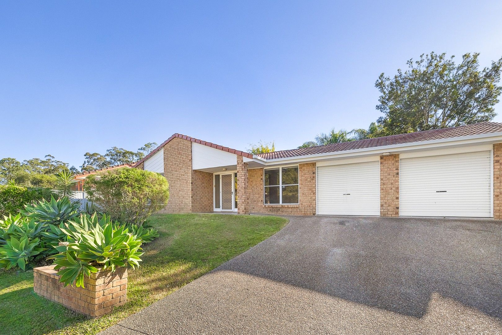 3 bedrooms House in 51 Tekapo Street WESTLAKE QLD, 4074