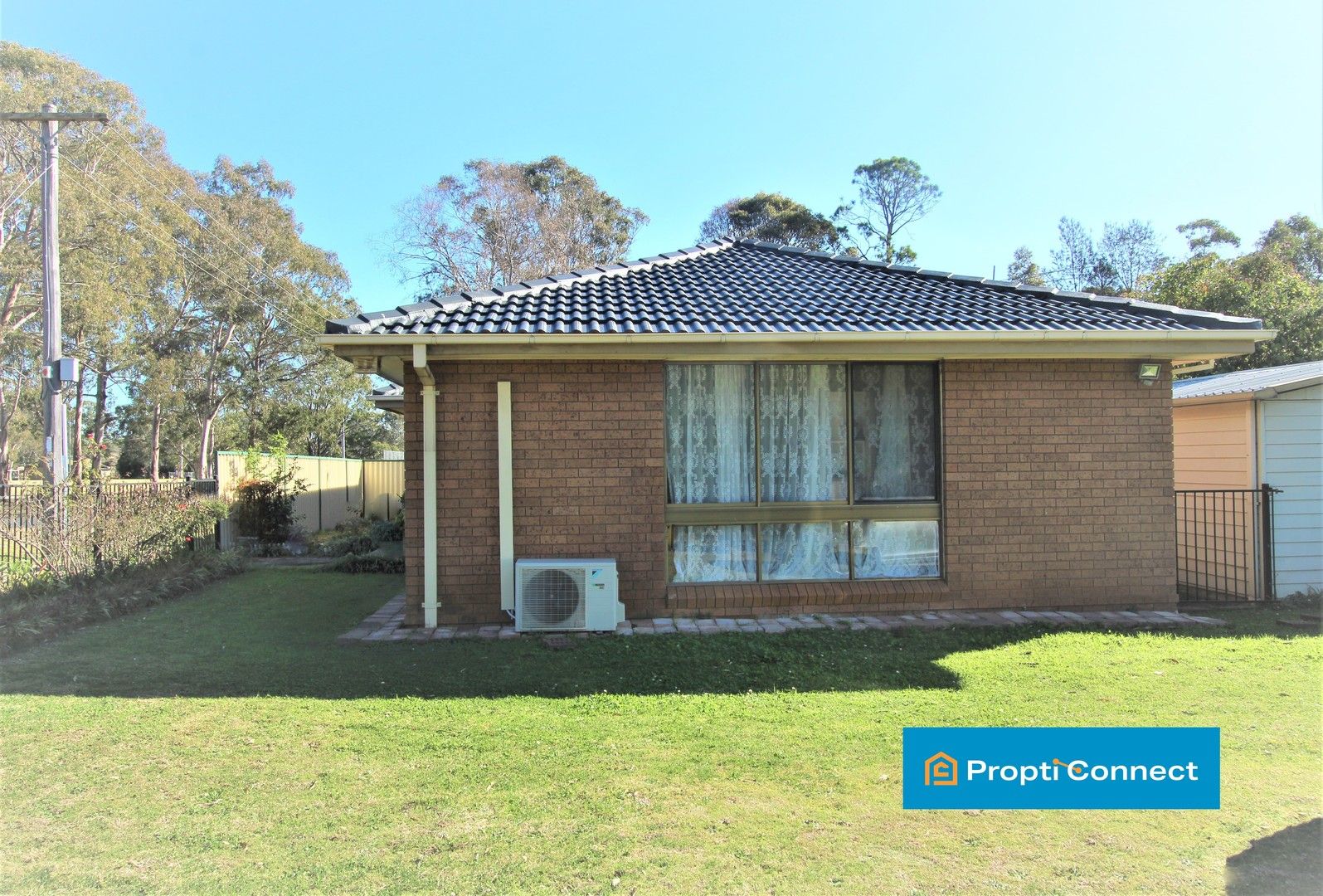 32 Harold Street, Macquarie Fields NSW 2564 House For Rent 650