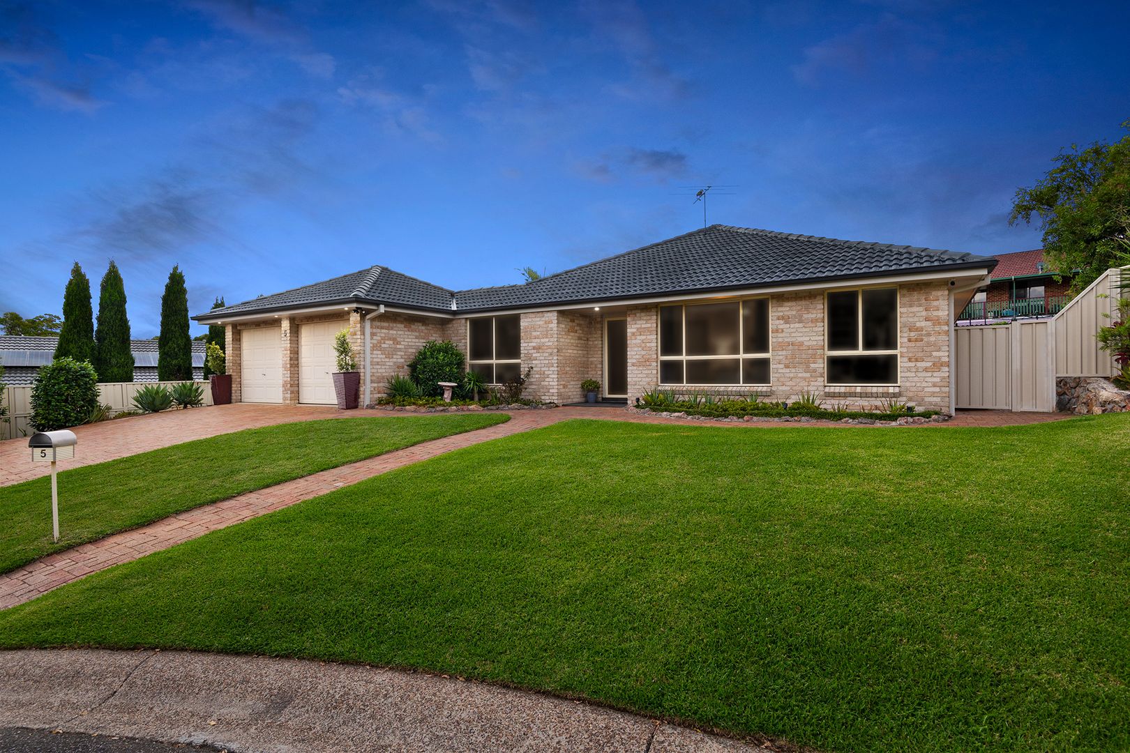 5 Lawford Close, Warners Bay Property History & Address Research Domain
