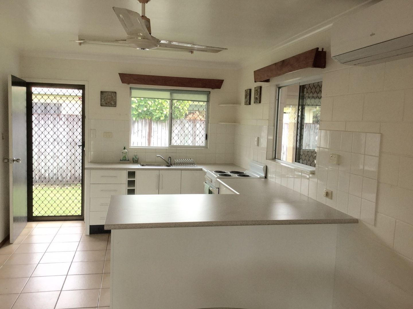 7 Dawson Street, Bramston Beach QLD 4871, Image 1