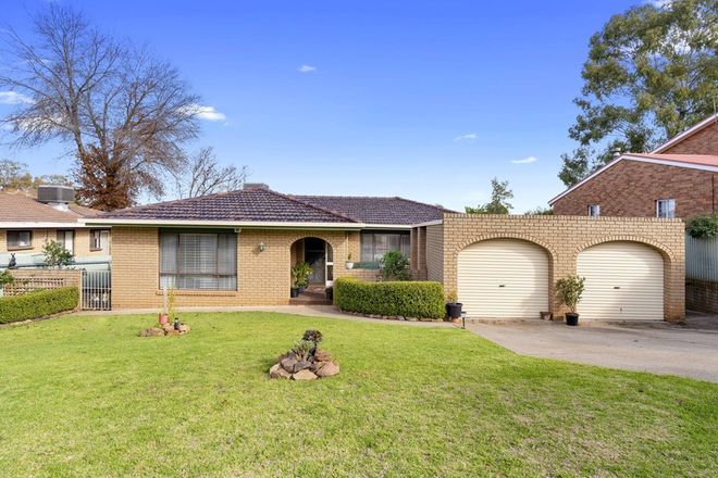 Picture of 28 Amsterdam Crescent, TOLLAND NSW 2650