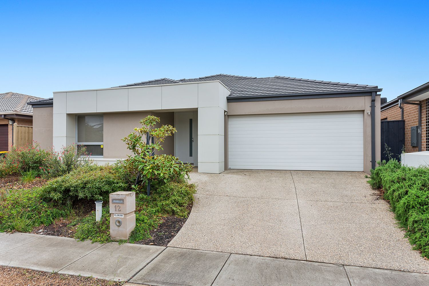 4 bedrooms House in 12 Davenport Drive WILLIAMS LANDING VIC, 3027