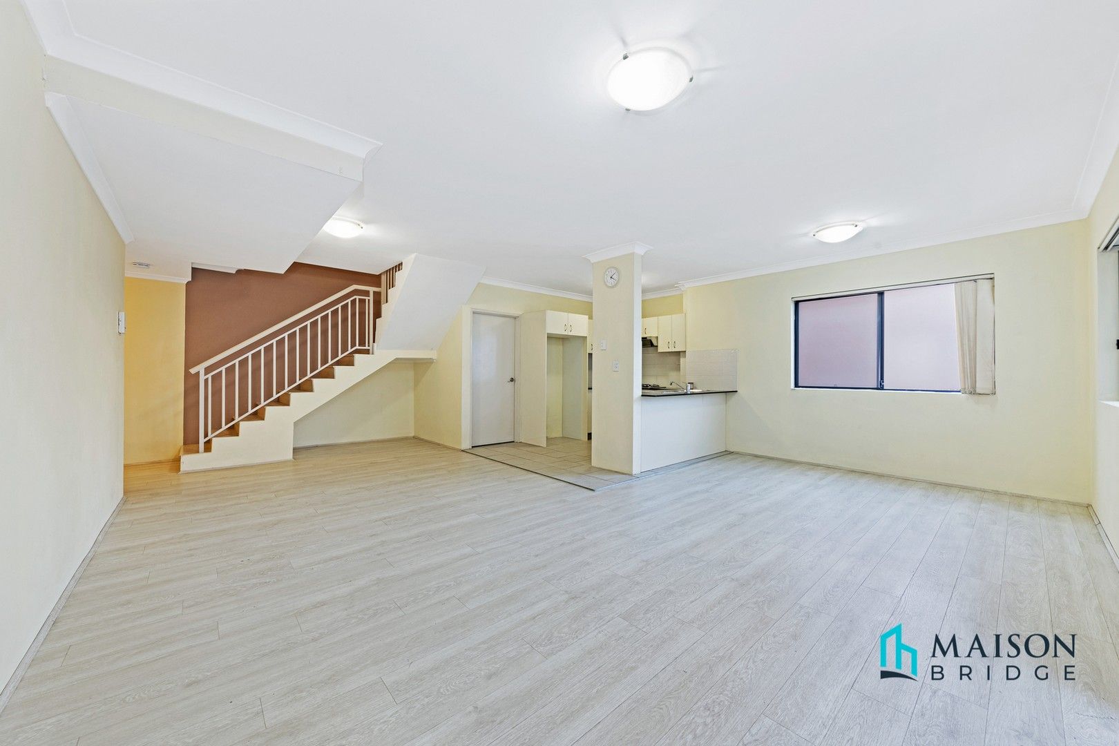 3 bedrooms Apartment / Unit / Flat in 13/12 Kendall Street HARRIS PARK NSW, 2150
