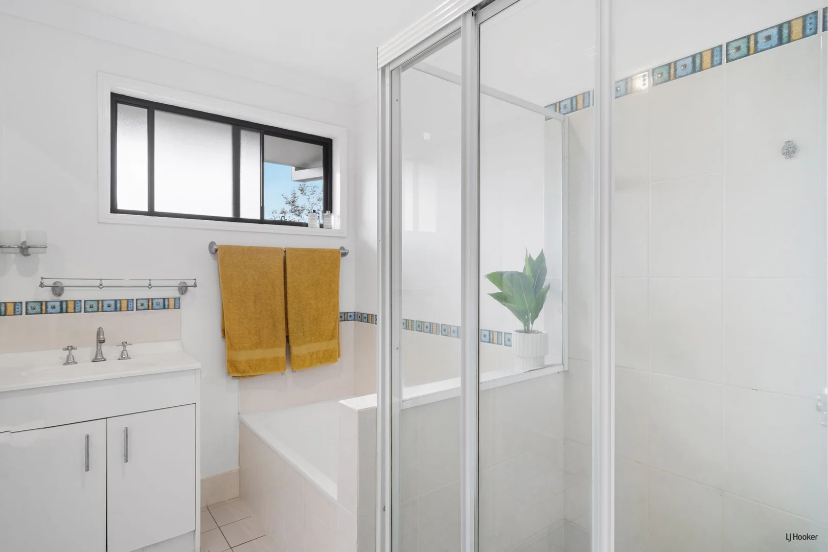 Additional image 16 of 14 Kalmia Court, Elanora QLD 4221