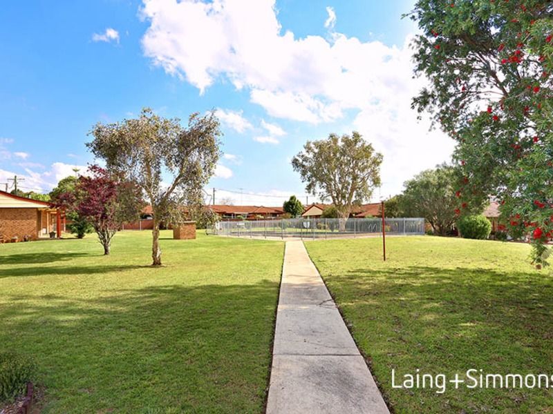 10/5-15 Carpenter Street, Colyton NSW 2760, Image 1