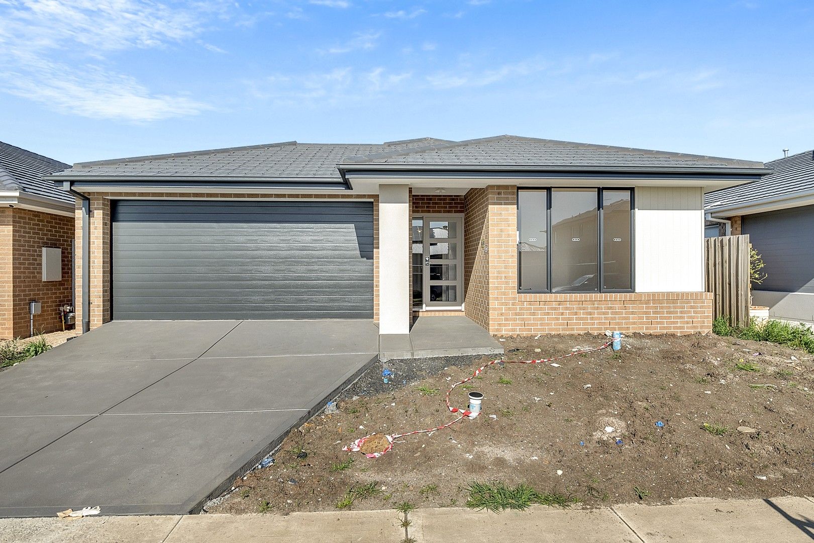 4 bedrooms House in 10 Median Grange DONNYBROOK VIC, 3064
