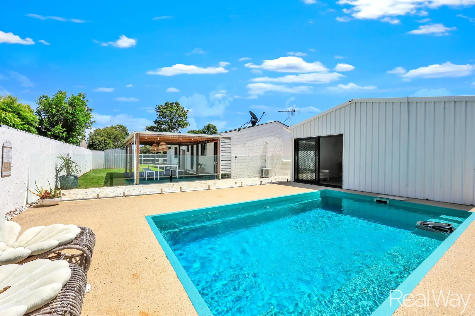 Additional image 19 of 73 Dawn Parade, Thabeban QLD 4670