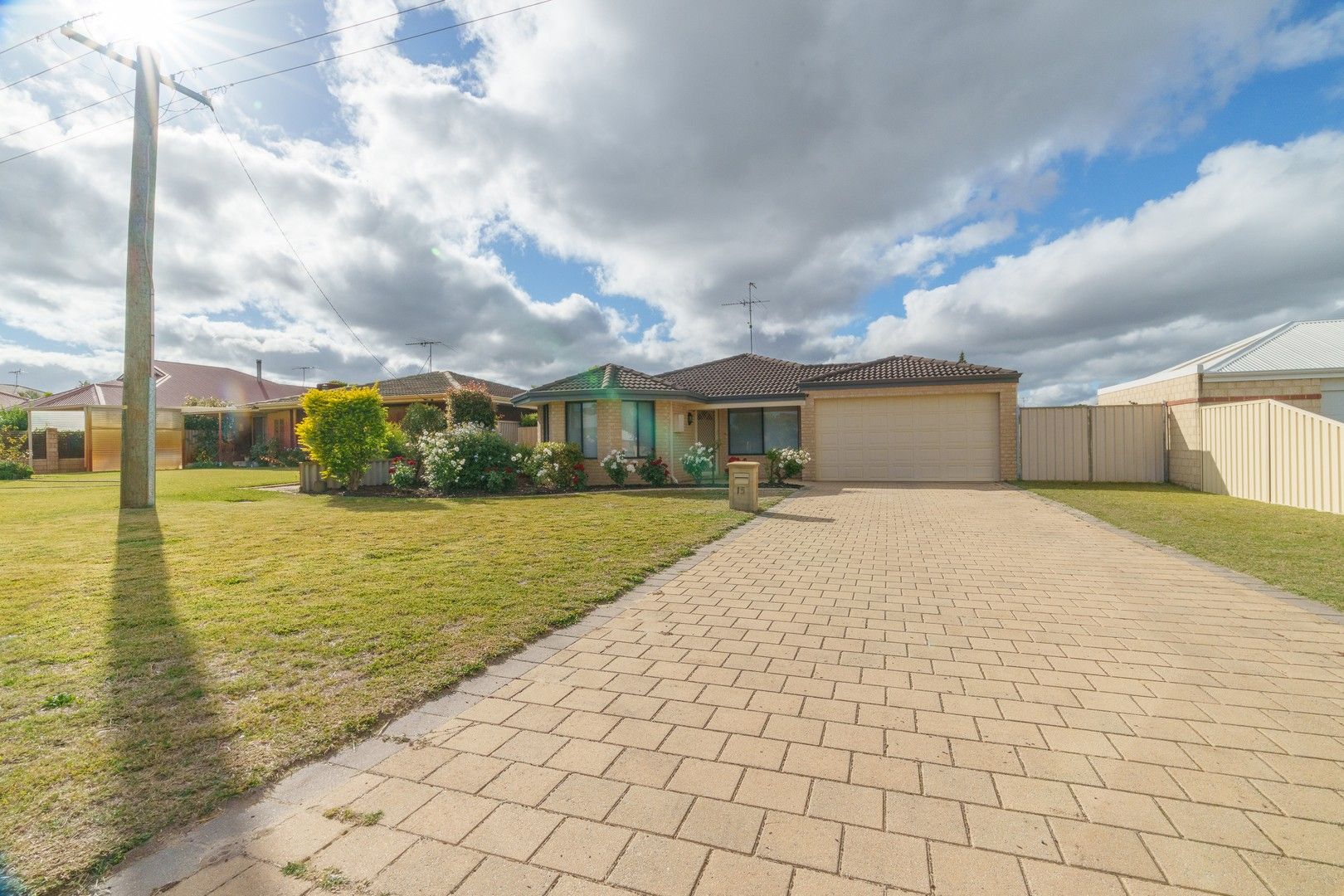 15 Hampton Road, Pinjarra WA 6208, Image 0