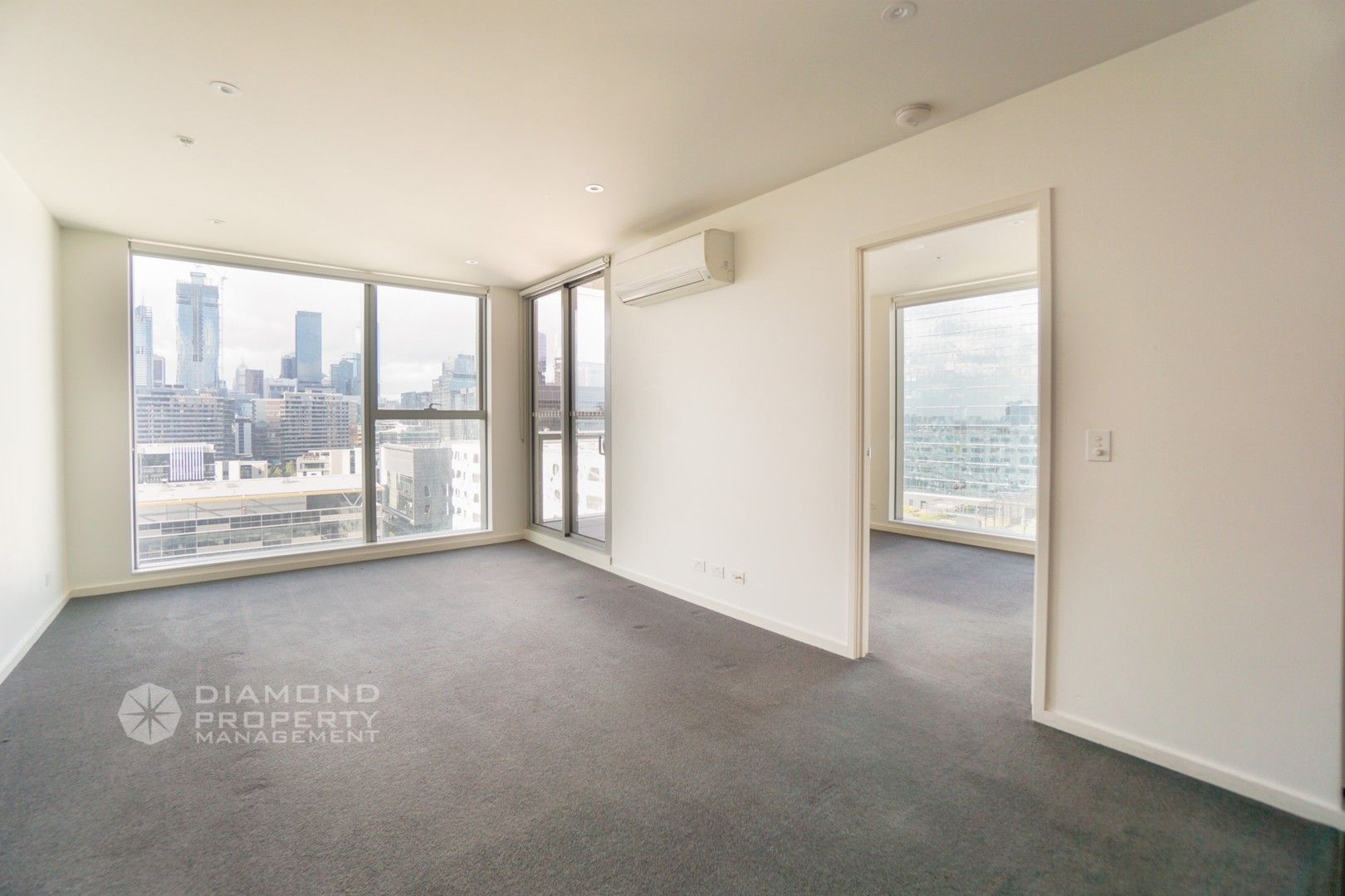 2 bedrooms Apartment / Unit / Flat in 1405E/888 Collins Street DOCKLANDS VIC, 3008