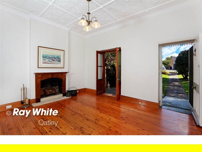 6 Rosa Street, OATLEY NSW 2223, Image 2