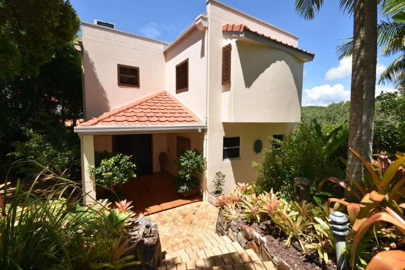 2 Kiamba Court, Sunshine Beach QLD 4567