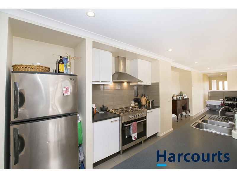 18 Durling Close, Yarragon VIC 3823, Image 2